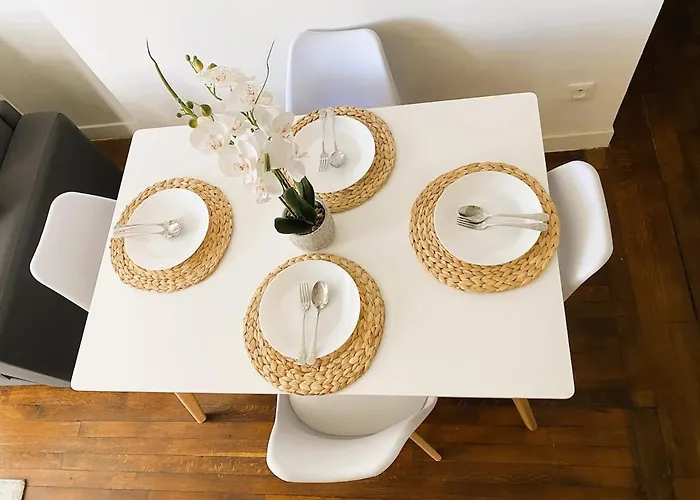 Spacious Home-style Apartment *